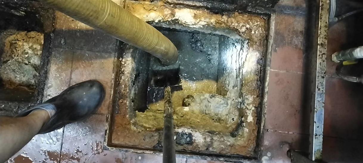 南雄污水池清理一般都有毒气，怎么预防中毒呢？
